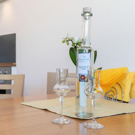 Elegant Apartment In Saalfelden With Balcony Exteriör bild