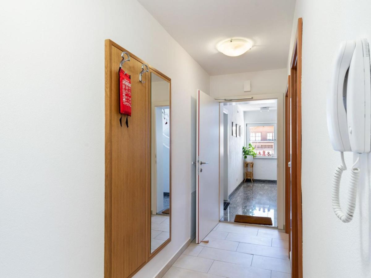 Elegant Apartment In Saalfelden With Balcony Exteriör bild